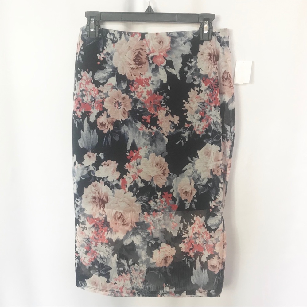 Women’s _Floral Skirt with lining